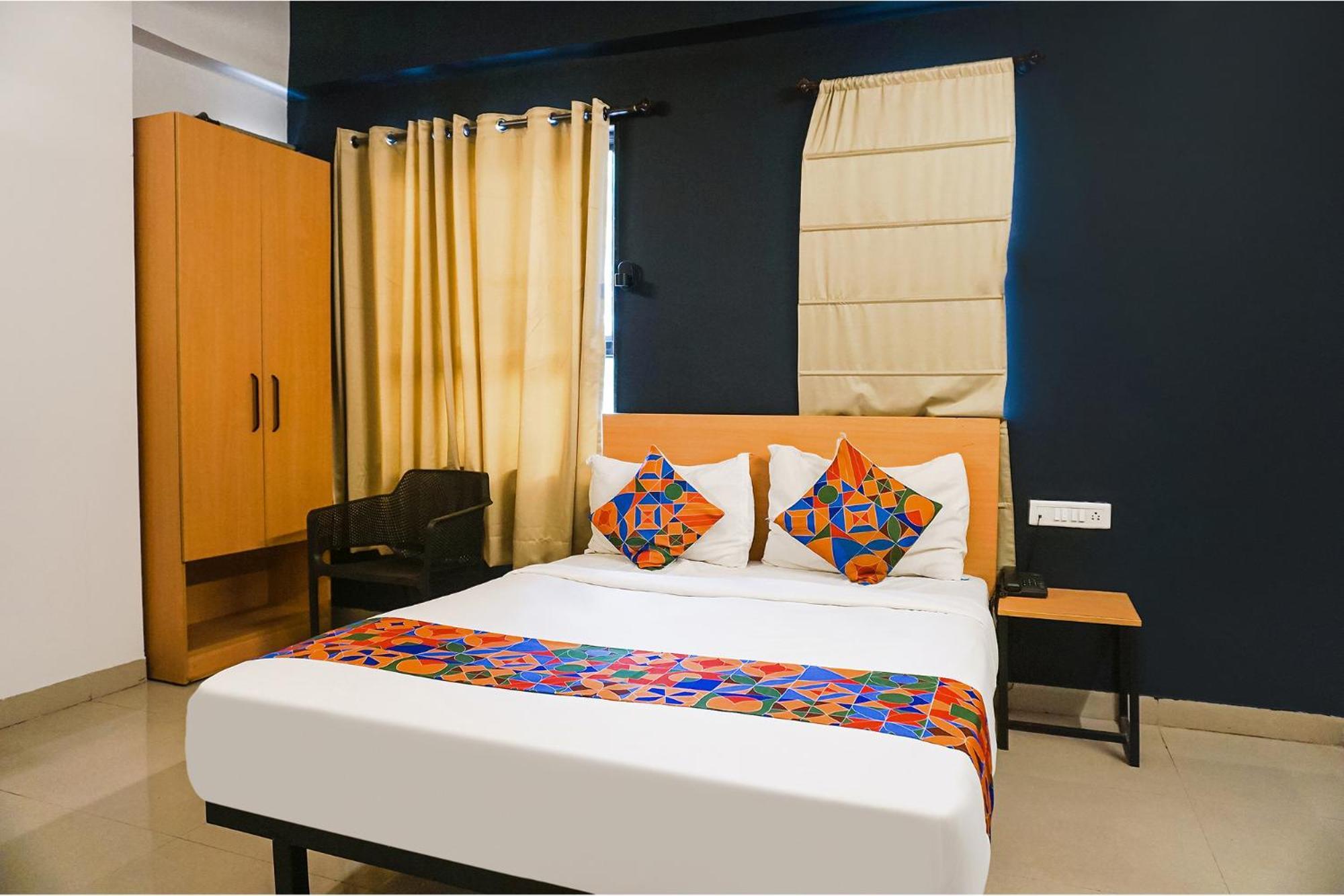 Fabhotel Aura Homes - Nr Khandoba Mandir Pimpri-Chinchwad Dış mekan fotoğraf